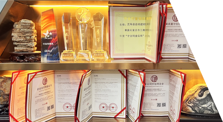 把公司做小，把產(chǎn)品做精 <br>把市場做大，把服務(wù)做好